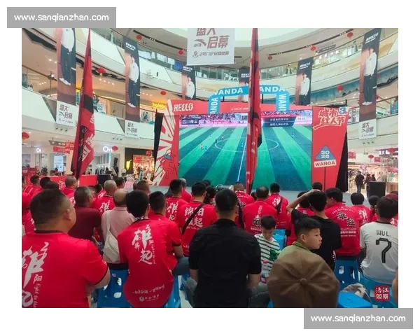 川超赛场双份浪漫!绵阳球迷求婚获 10 万购房券 川超赛场双份浪漫!绵阳球迷求婚获 10 万购房券