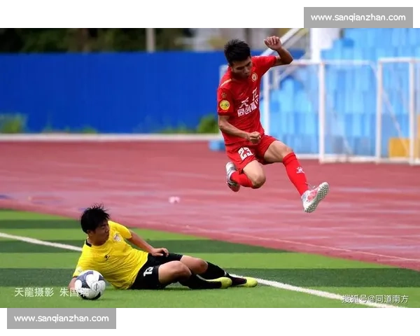 41 力克劲敌！临漳 U18 足球小将小组赛奏凯