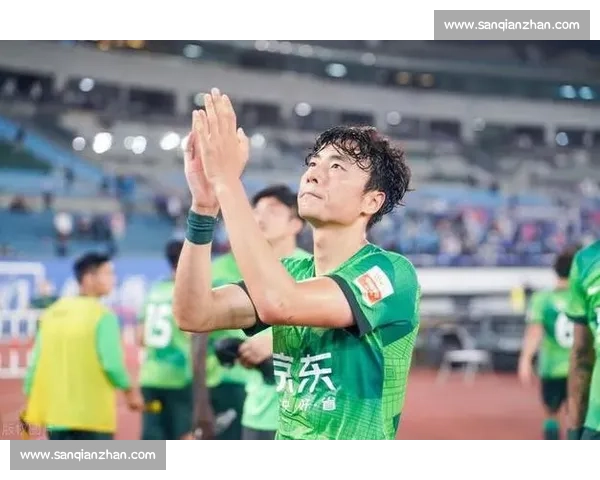 李磊国安 200 场里程碑 十年坚守铸就传奇 李磊国安 200 场里程碑 十年坚守铸就传奇